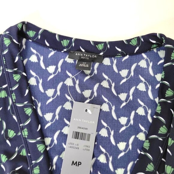 Ann Taylor Wrap Belted Top Navy/Green Women Size MP - Picture 7 of 8